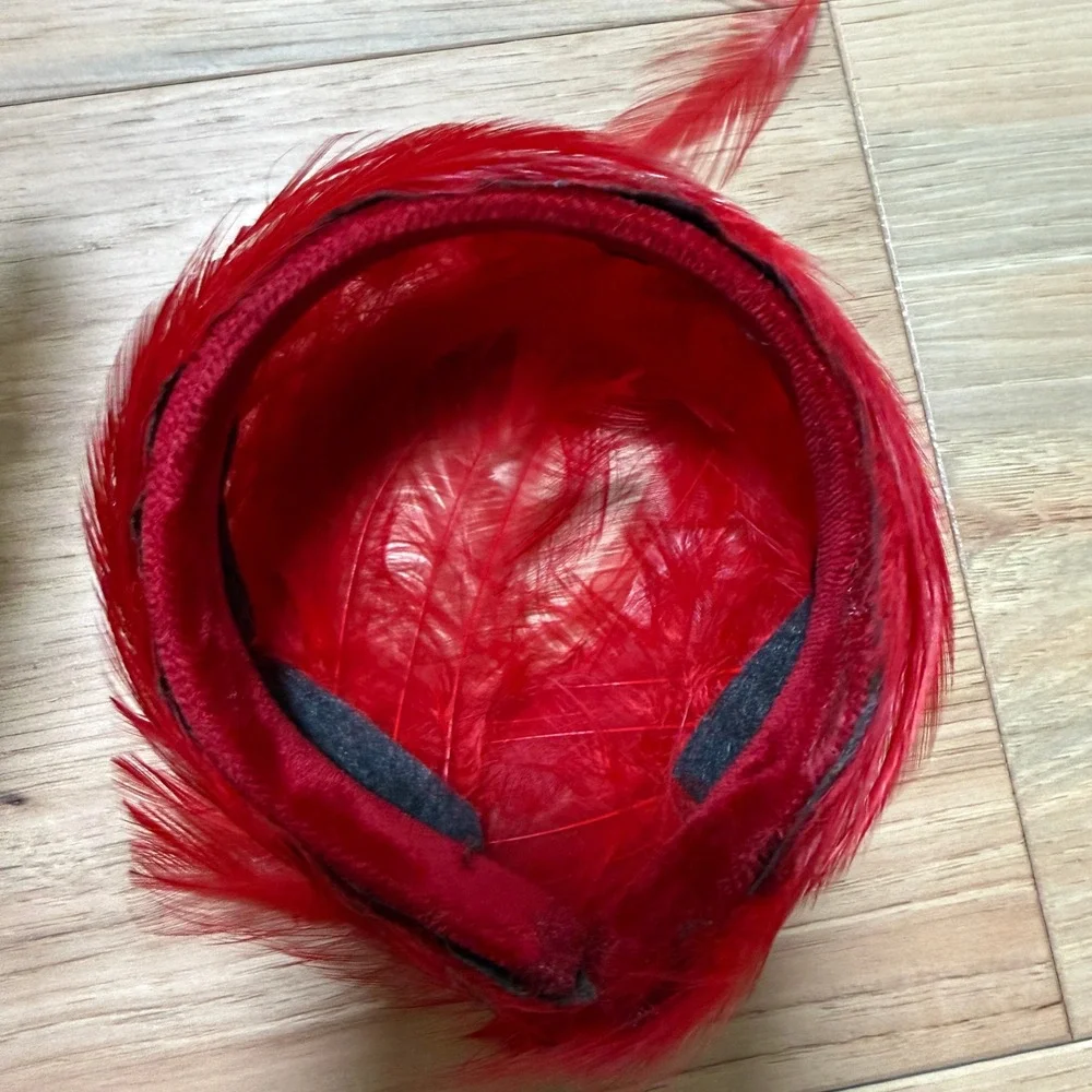 Vintage Chignon Clip Half  Red Feather 2-Way Hat 50s 60s Original Box Retro MCM